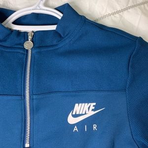 Nike half zip crop top